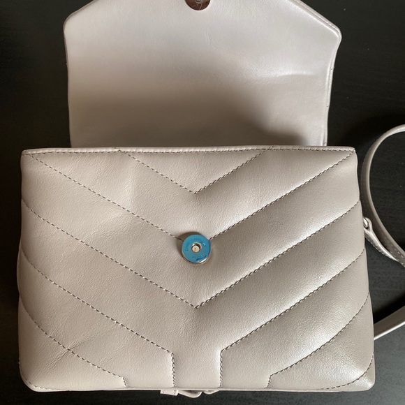 EUC Saint Laurent Toy Loulou Crossbody Bag Gray - Picture 11 of 16